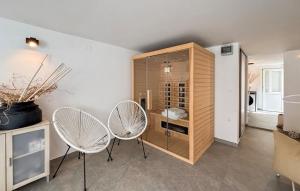 Holiday House Punat with Jacuzzi