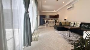 Majestic Residence Pool Villa Private Beach