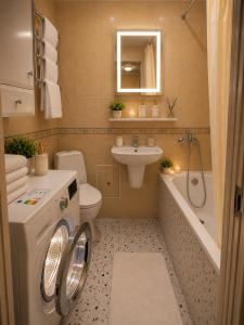 Luxury 3 Rooms Apartments in Center by Green House