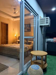 Celestastays Near metro station sec 55-56