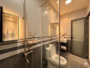 The Urban Hub Vinhomes Grand Park