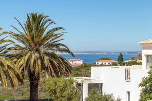 Casa Eldorado Luxury Villa with Private Pool in Ferragudo