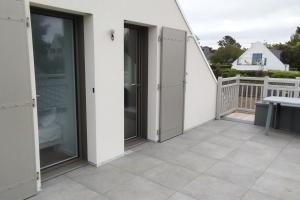 70-square-meter house overlooking the beach