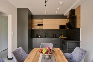 Nowoczesny dom blisko Energylandii by Staymoovers