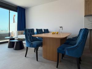 CAMPOROSSO azure apartment