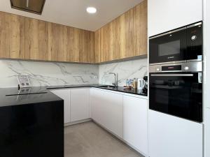 CAMPOROSSO azure apartment