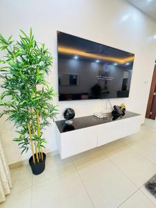 Nyali Beachfront Wave Two Bedrooms Luxury Suites