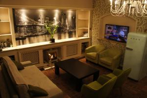 J and R Brussels City Apartment