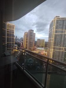 Aveline Suites Aesthetic Skydeck View ACQUA Private Residences near Rockwell Makati