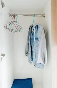 Lt.20 (D) Forest & City View, Netflix & WIFI