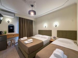 Celeste Blu Suites & Rooms