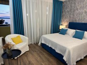 Spacious Apartment in Trogir with Parking