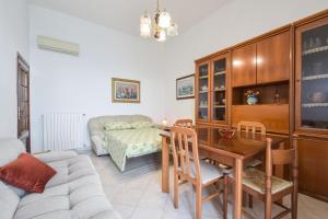 Apartment with balcony in Porto Santo Stefano 89 m² sea view