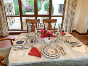 Elegant Villa in Vilamoura with Private Pool