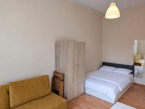 Budget Old Town Apartment