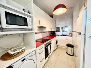 Elegant apartment in Marbella, 80 m² with shared pool