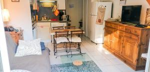 Appartement cosy à Saint-Mamet - 36 m² - Vue montagne