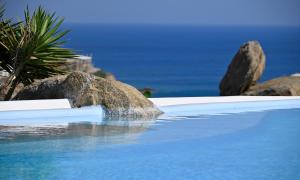 Charming villa in Platis Gialos with private pool