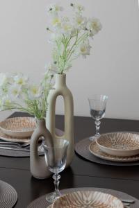 Funkcjonalny Apartament z Balkonem w Gdańsku by Noclegi Renters