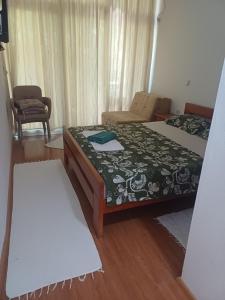 Tina Rooms