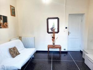 Charming Apartment in Genova - 70 m² - Parking Included