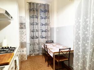 Charming Apartment in Genova - 70 m² - Parking Included