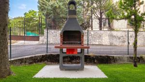 Mountain View Apartment with Garden, Roccaraso