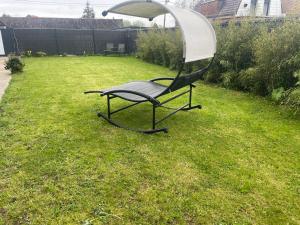 Cozy House with Garden and Jacuzzi in Tournai