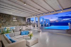 Luxurious Villa in Mykonos with Pool