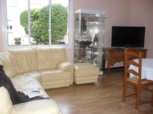 Hotels Contact Hotel de France Contres-Beauval-Cheverny : photos des chambres