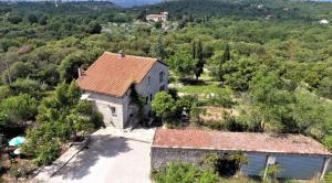Maison accueillante, Les Vans, vue sur montagne, grand jardin