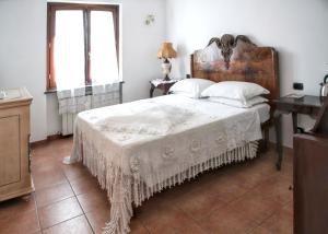 Charming House in Amelia with Lake View, 200 m²