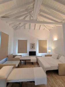 Puresense Living - Traditional Village House Sykia