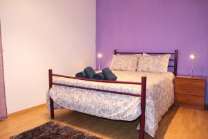 Charming house with fireplace in Grândola, 142 m², Internet included