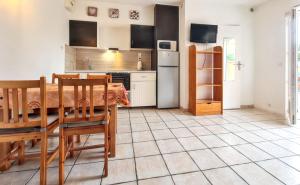 Studio confortable à Hyères avec terrasse et jardin – 20 m²
