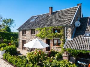 Charming House in Theux with Private Pool