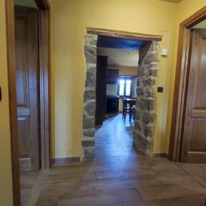 Charming apartment in Caprese Michelangelo, shared pool.