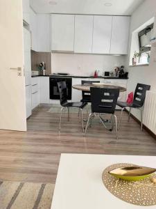 Comfortable apartment in Nazaré - 55 m² with private parking