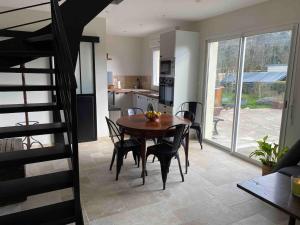 Appartement charmant - Férel - 60 m² - Terrasse privative