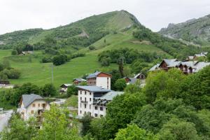 Appartement Douillet Saint-Sorlin-dArves 49 m² Vue montagne