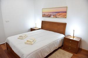 Charming Villa in Fajã da Ovelha with Private Pool