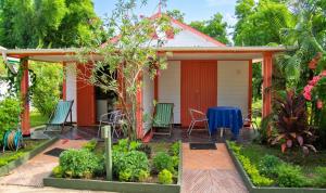 Charming Studio in Foulpointe, Sea View and Garden, 30 m²