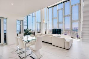 Penthouse With The Best Views!