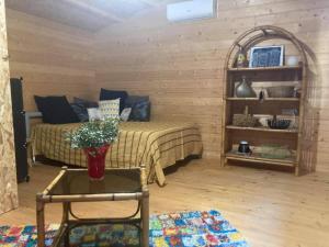 Charmant chalet à Cornillon-Confoux avec piscine partagée