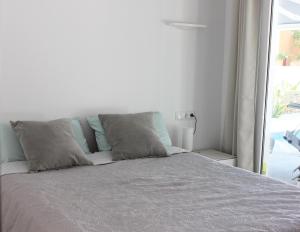 Mediterranean villa in Calpe with private pool.