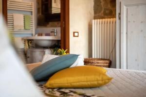 Charming House in Monte San Savino, Private Pool