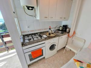 Elegant Studio with Sea View in Benalmádena - 30 m²