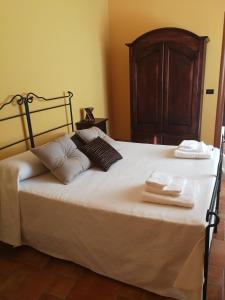Charming apartment in Montallegro with sea view