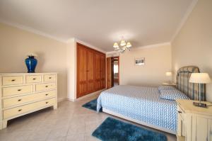 Spacious house with private pool in Albufeira