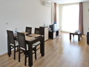Comfortable apartment in Slantchev Briag 65 m² Shared pool